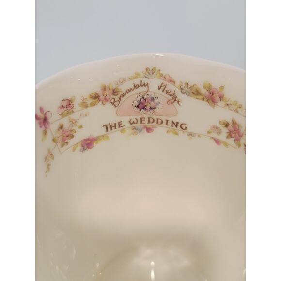 Royal Doulton Brambly Hedge The WEDDING Tea Cup Only 1983 Jill Barklem Box - Picture 5 of 13
